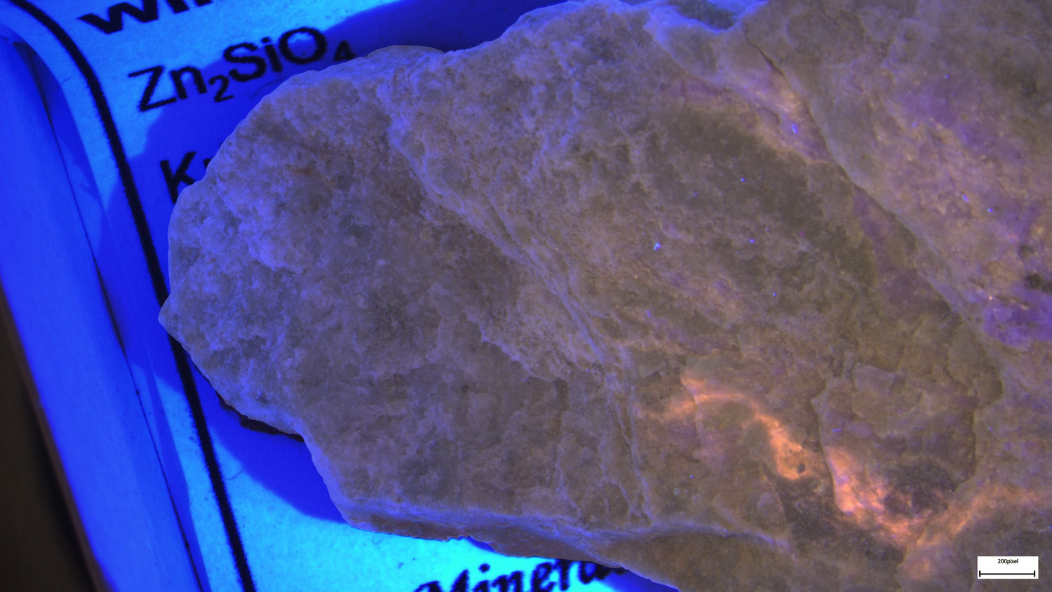 Mineralstuff, Willemit, Fluorescerande EN STL